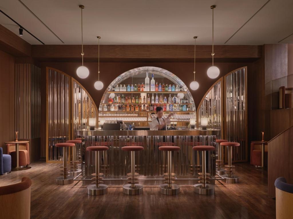 Public House Bangkok, a Member of Design Hotels, Bild 14 von 19