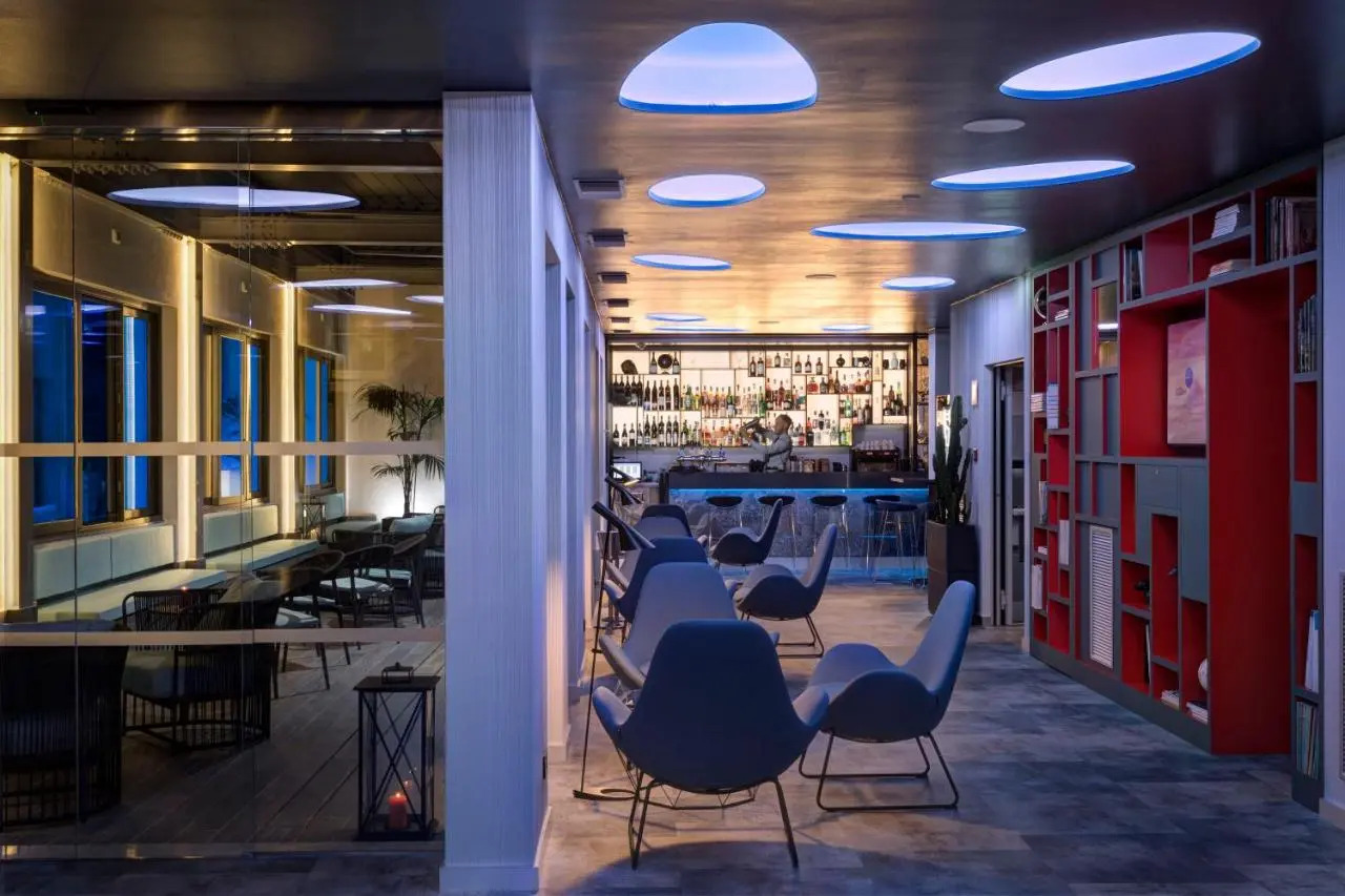 Photo - iQ Hotel Milano