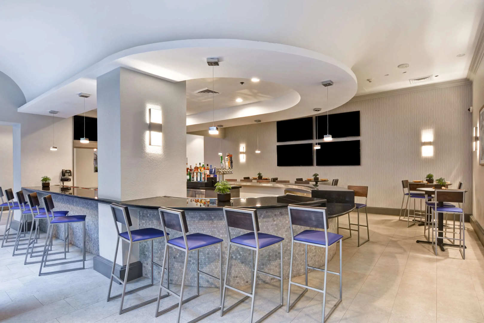 Photo - Embassy Suites by Hilton Miami International Airport