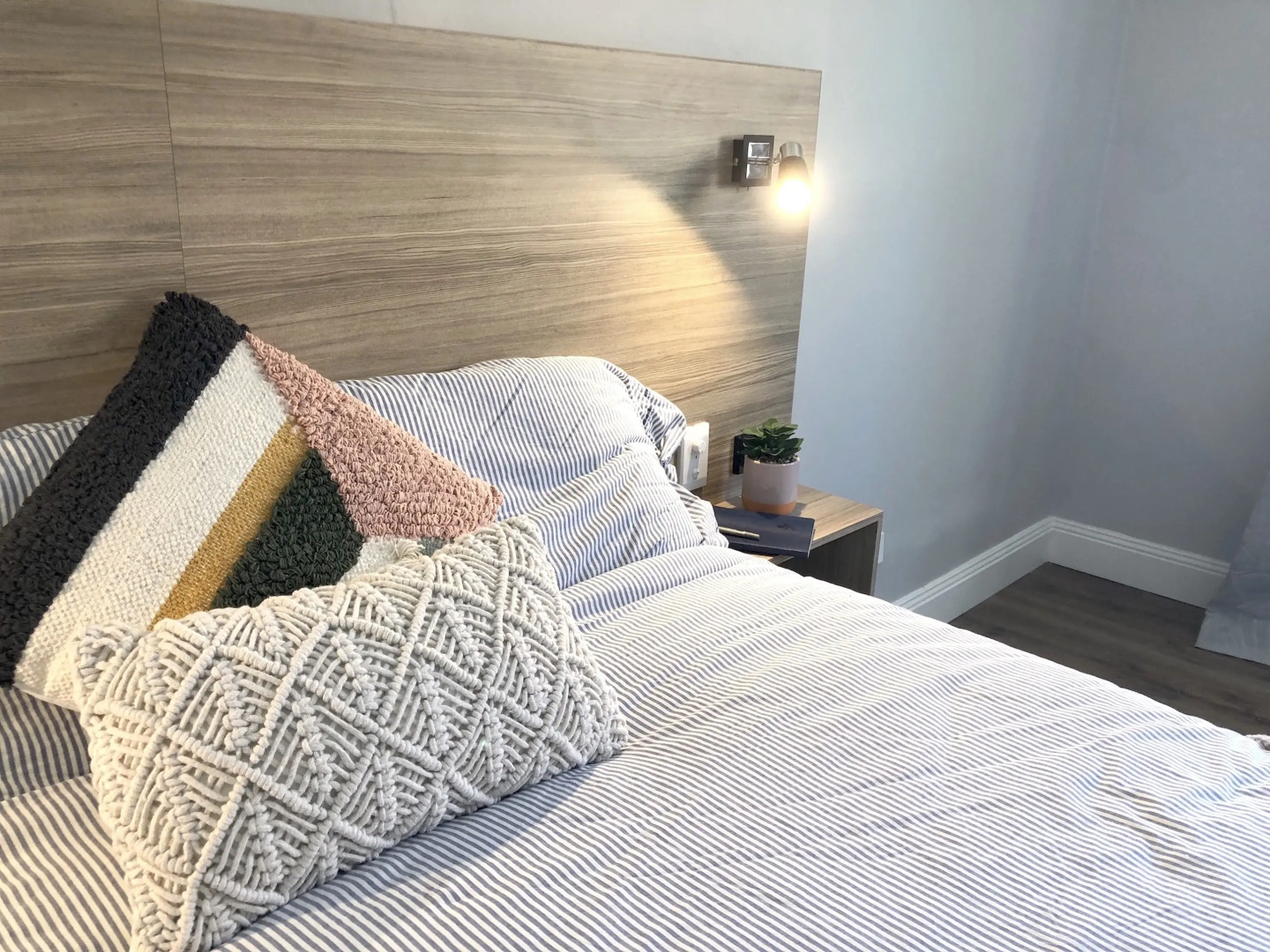 Photo - Carnarvon Lodge Kirribilli, Sydney