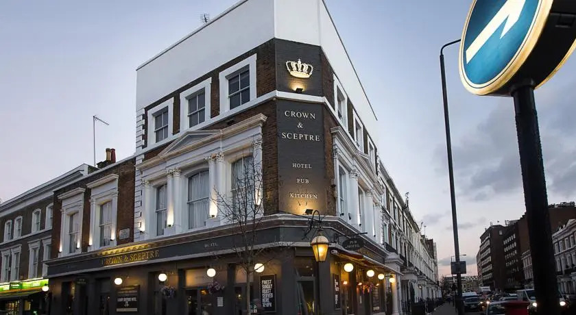 Foto - The Crown and Sceptre