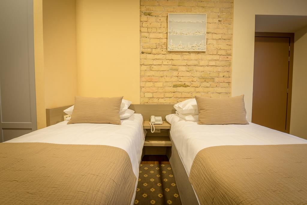 New Town Hotel