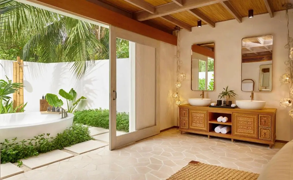 SIRRU FEN FUSHI PRIVATE LAGOON RESORT (EX. FAIRMONT SIRRU FEN FUSHI)