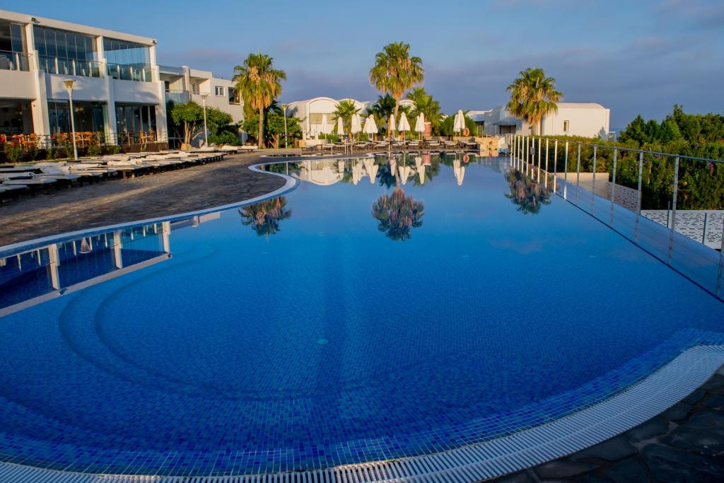 Foto - Theo Sunset Bay Hotel