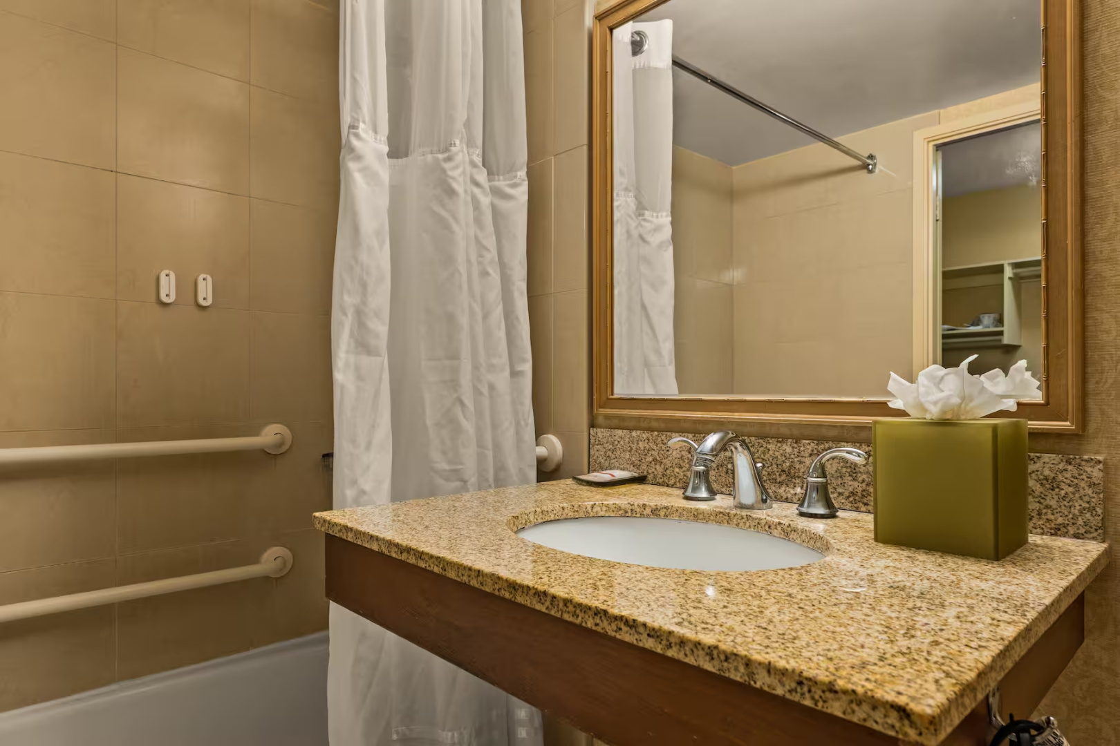 Foto - Airport Honolulu Hotel, Trademark Collection by Wyndham