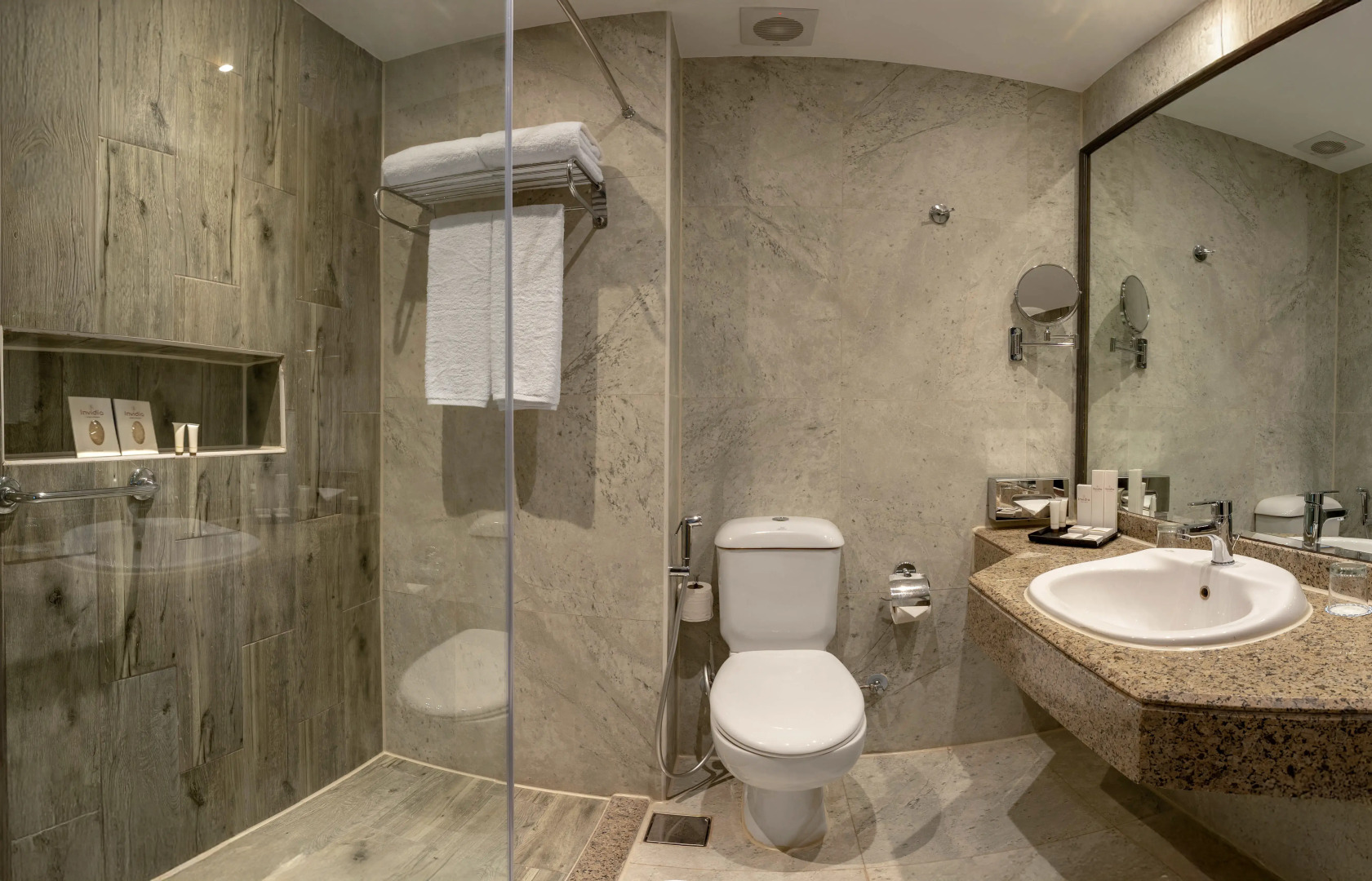 Photo - Invidia Coral Beach Tiran