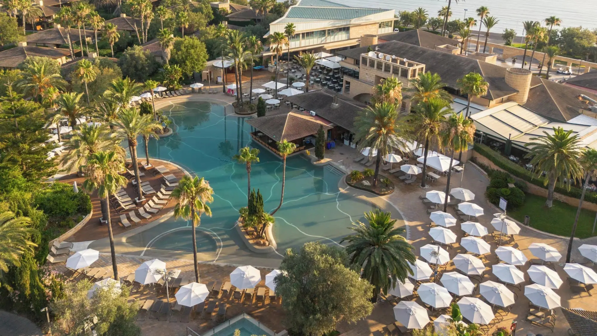 Photo - Iberostar Waves Pinos Park