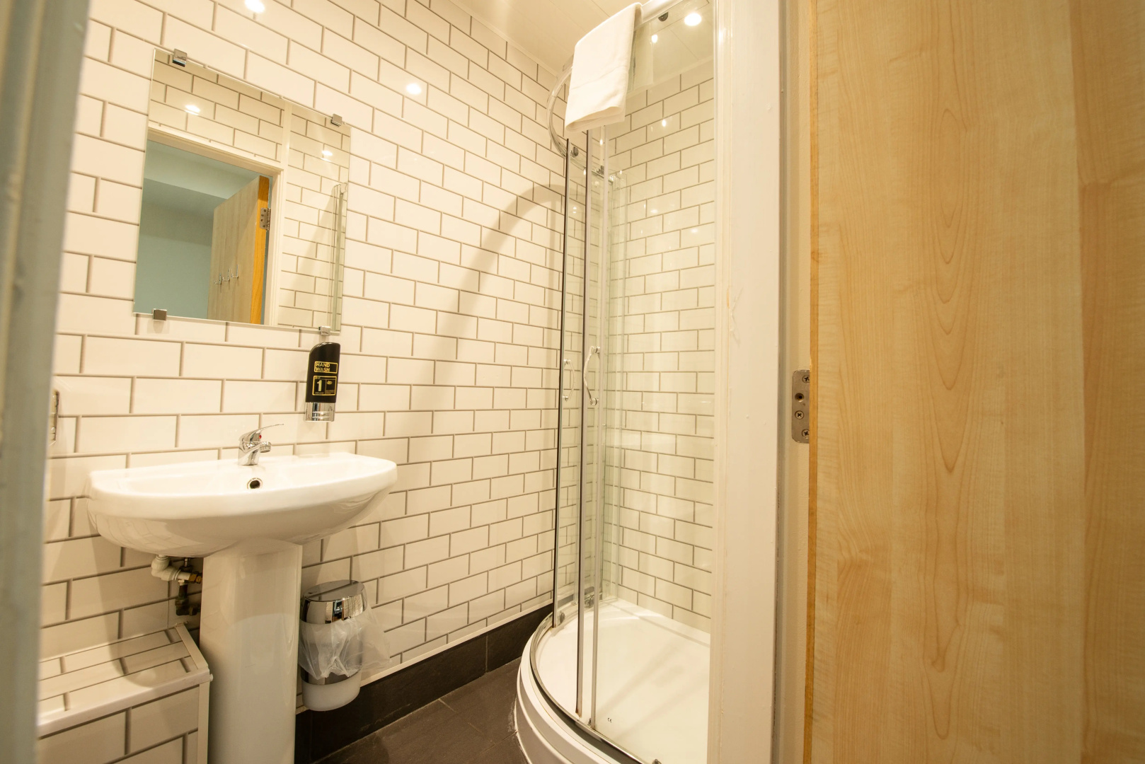 Photo - a&o Edinburgh City