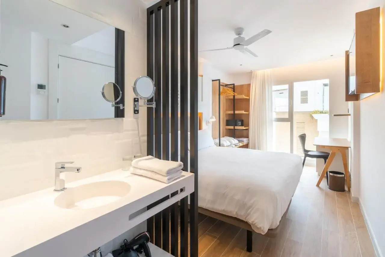 Photo - Senator Cala Millor