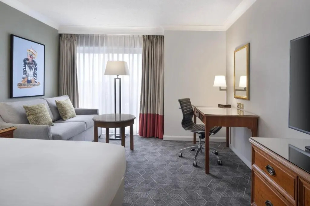 Photo - Delta Hotels by Marriott Heathrow Windsor