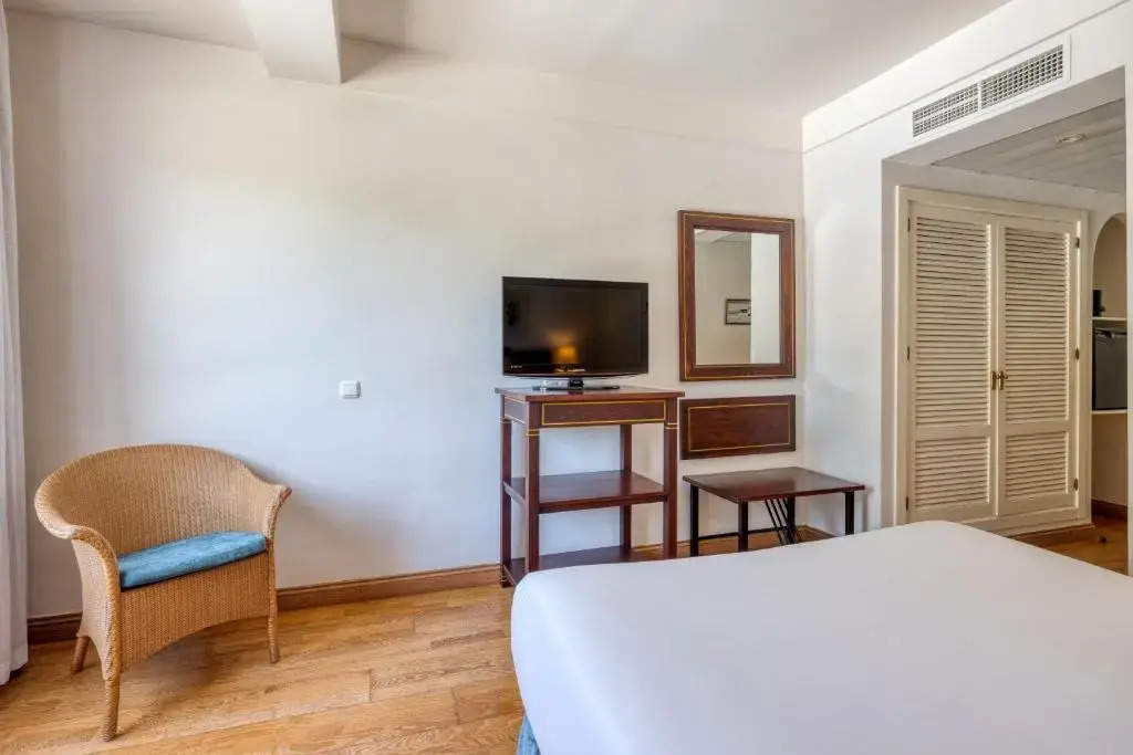 Photo - AZZ Guadacorte Campo de Gibraltar