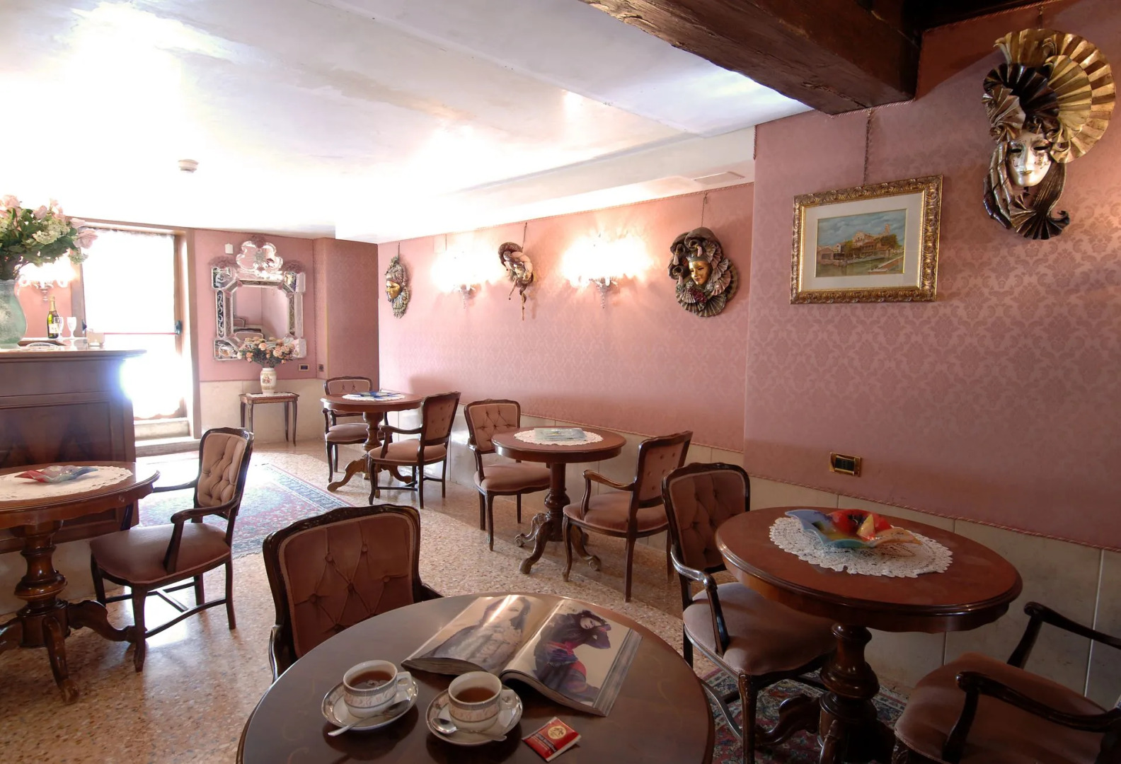 Photo - Hotel Canal & Walter