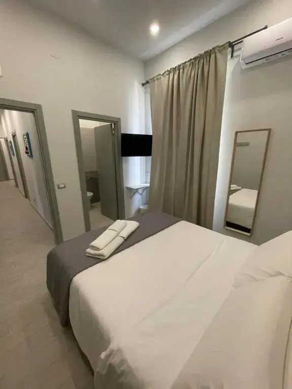 Photo - Naptown Rooms