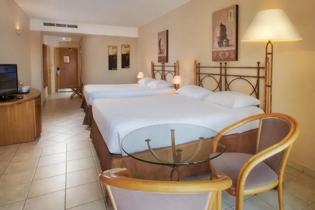 Photo - Verdi St George's Bay Marina