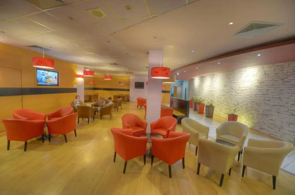 Photo - The Preluna Hotel