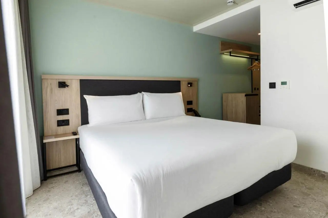 Photo - Hotel Levante St Julian's, Affiliated by Melia