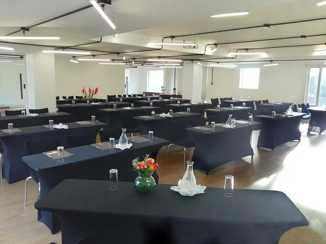 Photo - Richmond Suites Hotel