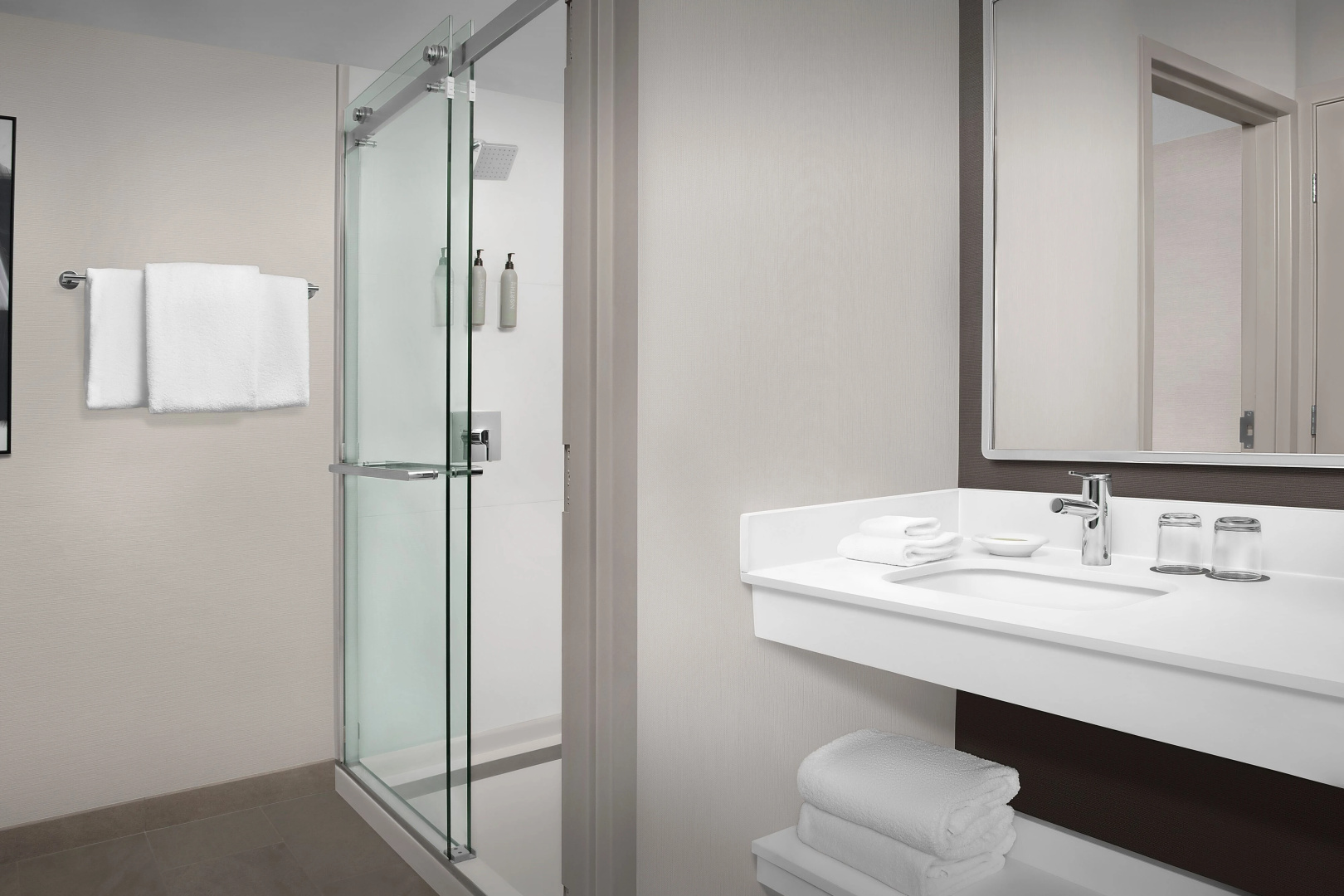 Photo - Courtyard by Marriott Portland Tigard