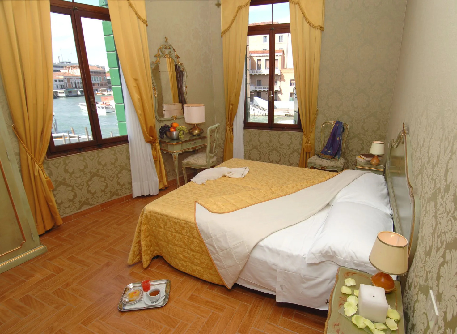 Photo - Hotel Canal & Walter