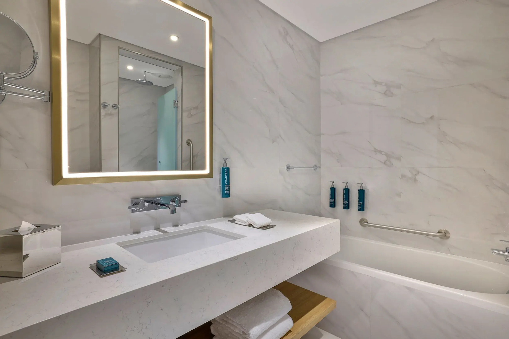 Photo - Hilton Garden Inn Dubai Business Bay