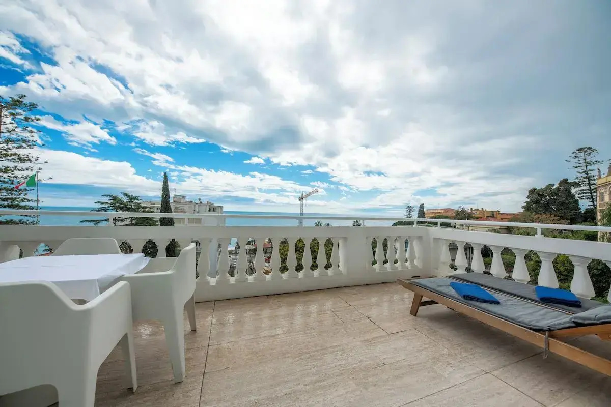 Photo - Grand Hotel & Des Anglais Hotel
