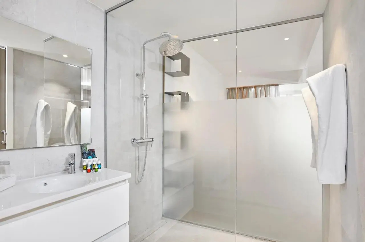 Photo - INNSiDE by Meliá Calviá Beach