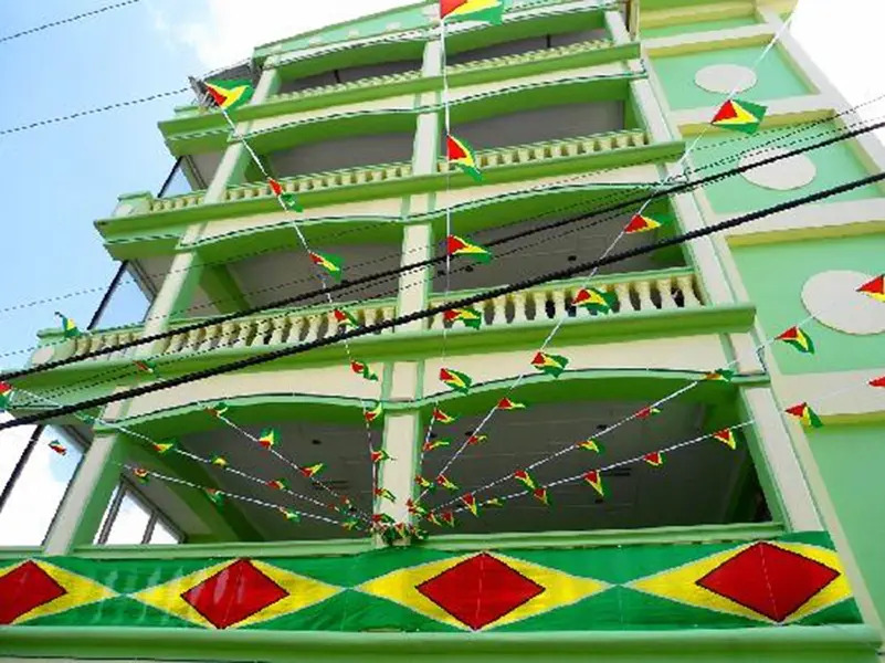 Photo - Regency Suites Hotel