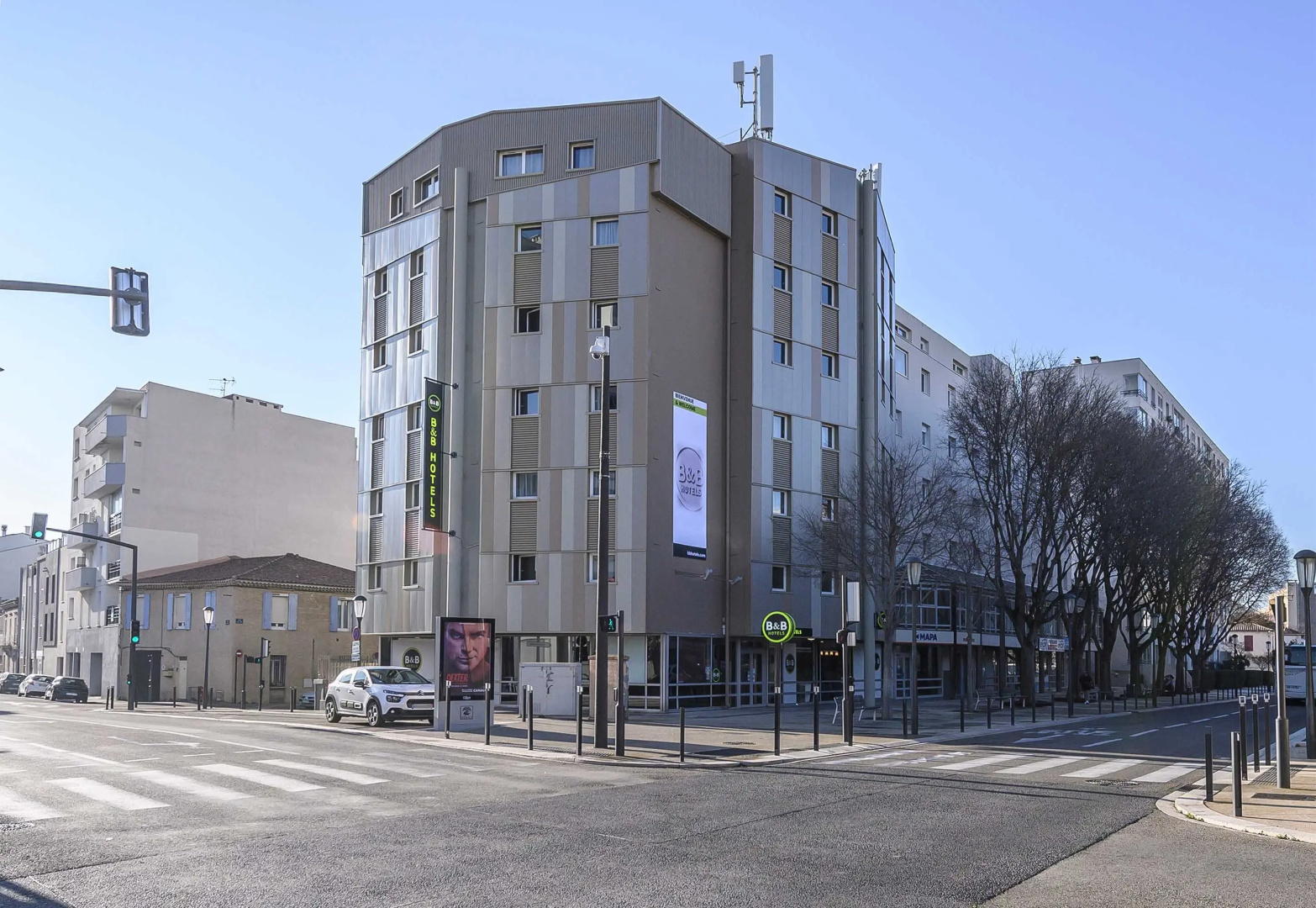 Photo - B&B HOTEL Nîmes Centre Arènes