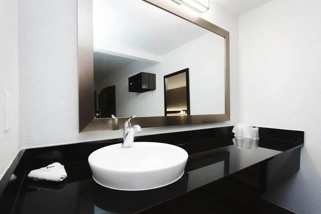 Photo - Motel 6 Houston, TX - Medical Center - NRG Stadium