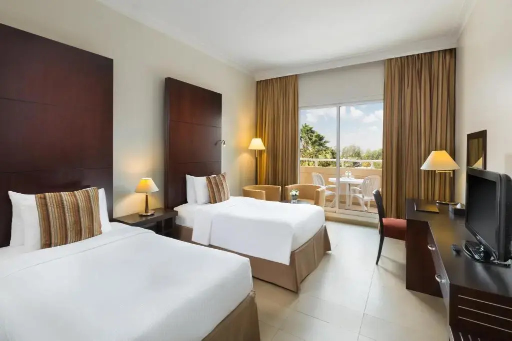 Photo - Metropolitan Al Mafraq Hotel