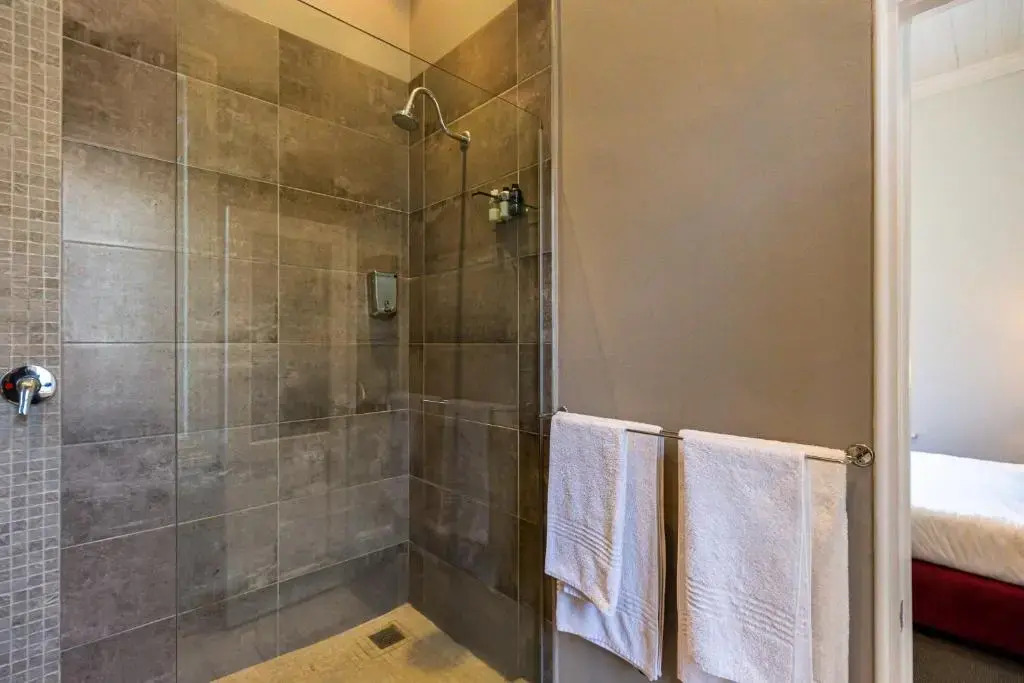 Photo - 4 on Varneys Guest House