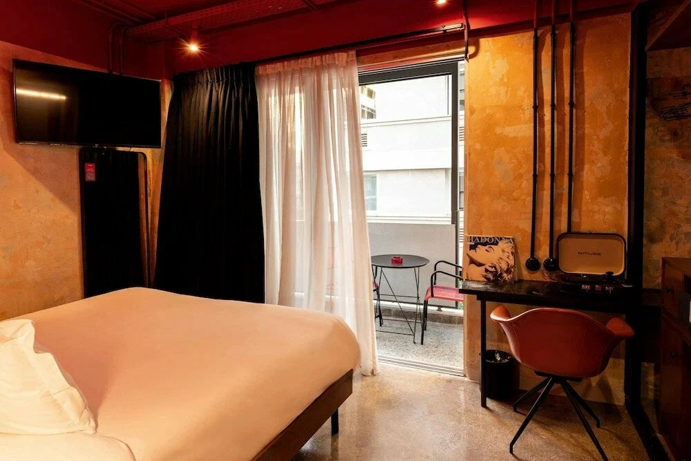Photo - Max Brown Hotel Downtown Part of Sircle Collection Formally known as Dave Red