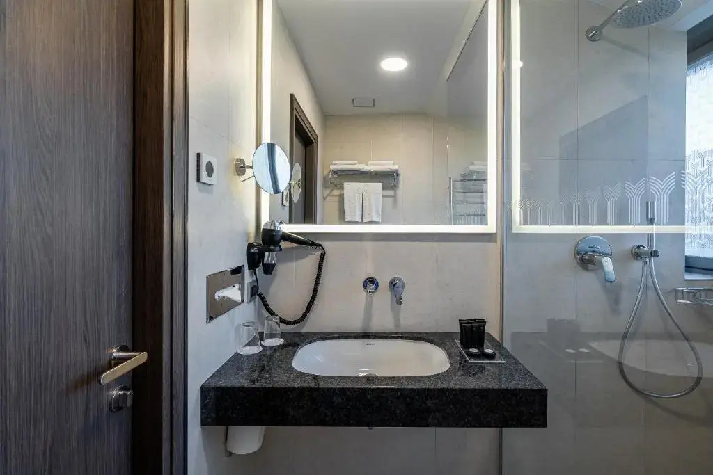 Photo - Congress Hotel