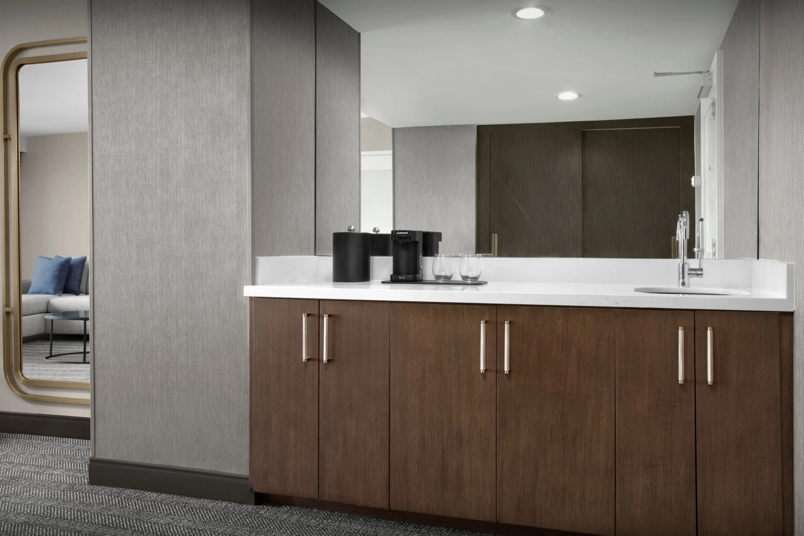 Photo - Courtyard by Marriott San Diego Downtown Little Italy