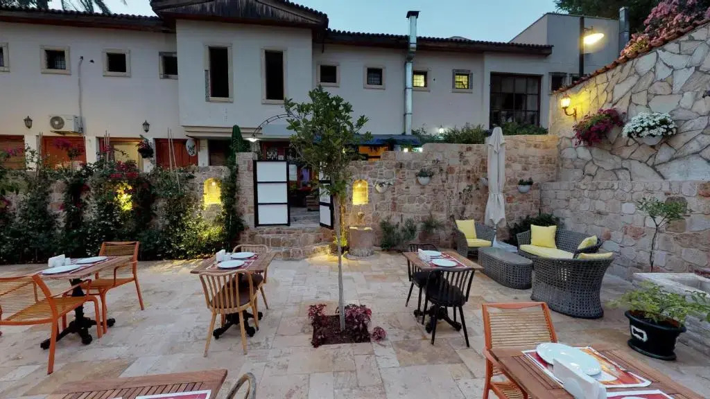 Photo - Patron Hotel