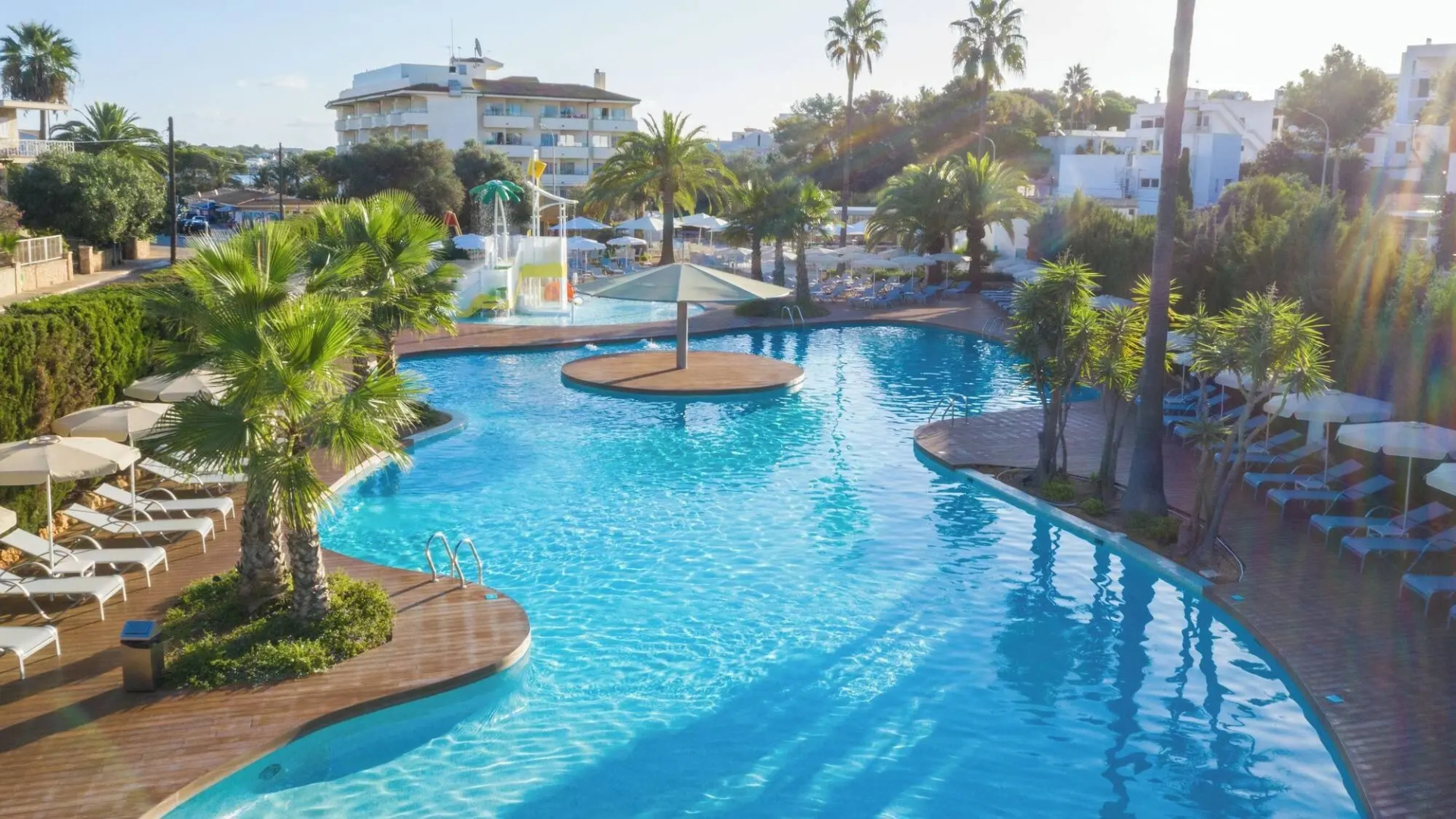 Photo - Iberostar Waves Pinos Park
