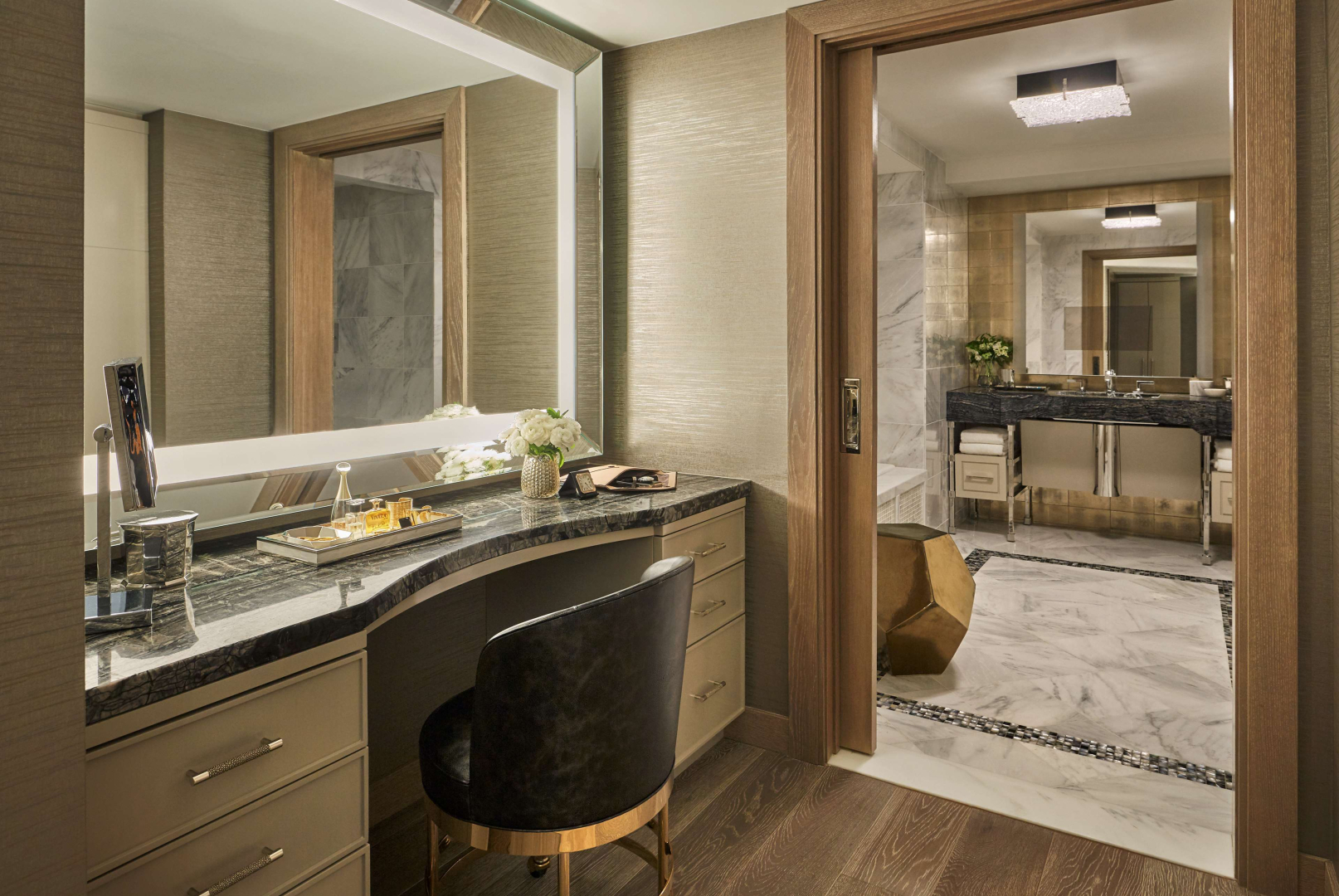 Photo - L'Ermitage Beverly Hills