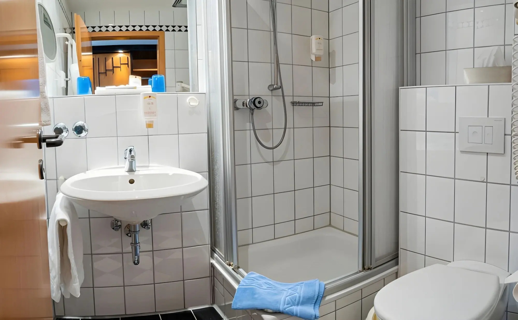 Foto - Hotel Rügenschmiede vis a vis Hiddensee