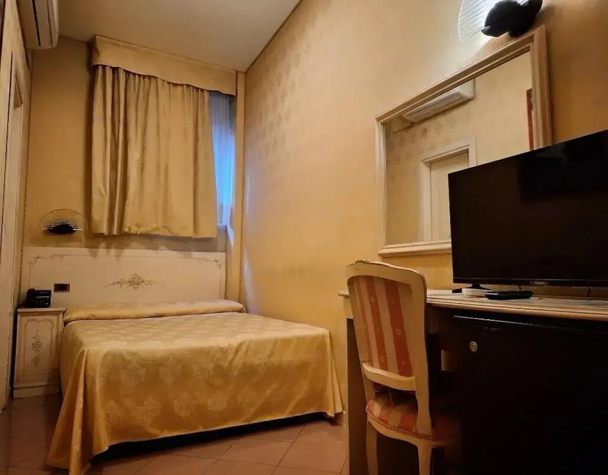 Photo - Hotel Lux