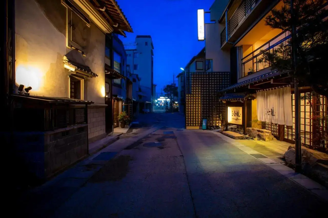 Foto - Machiyado Ichiryu