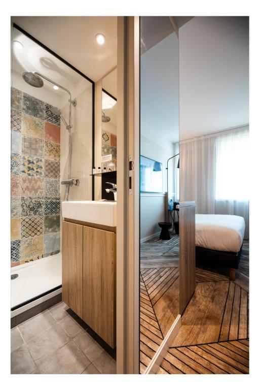 Foto - The Originals Boutique, Hôtel Maison Montmartre Paris Les Puces