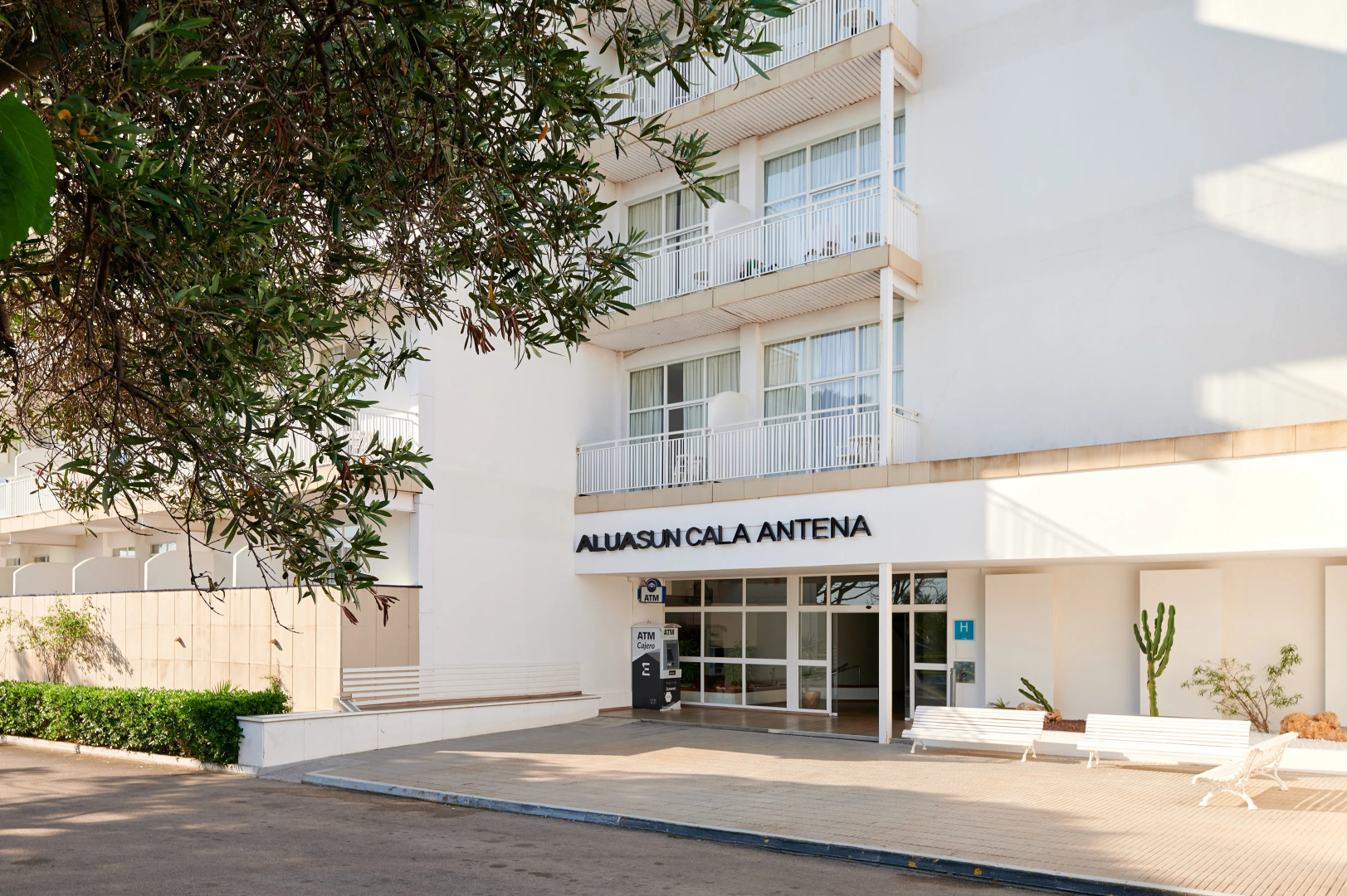 Photo - AluaSun Cala Antena – All Inclusive