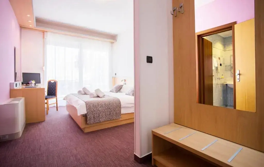 Photo - Hotel More