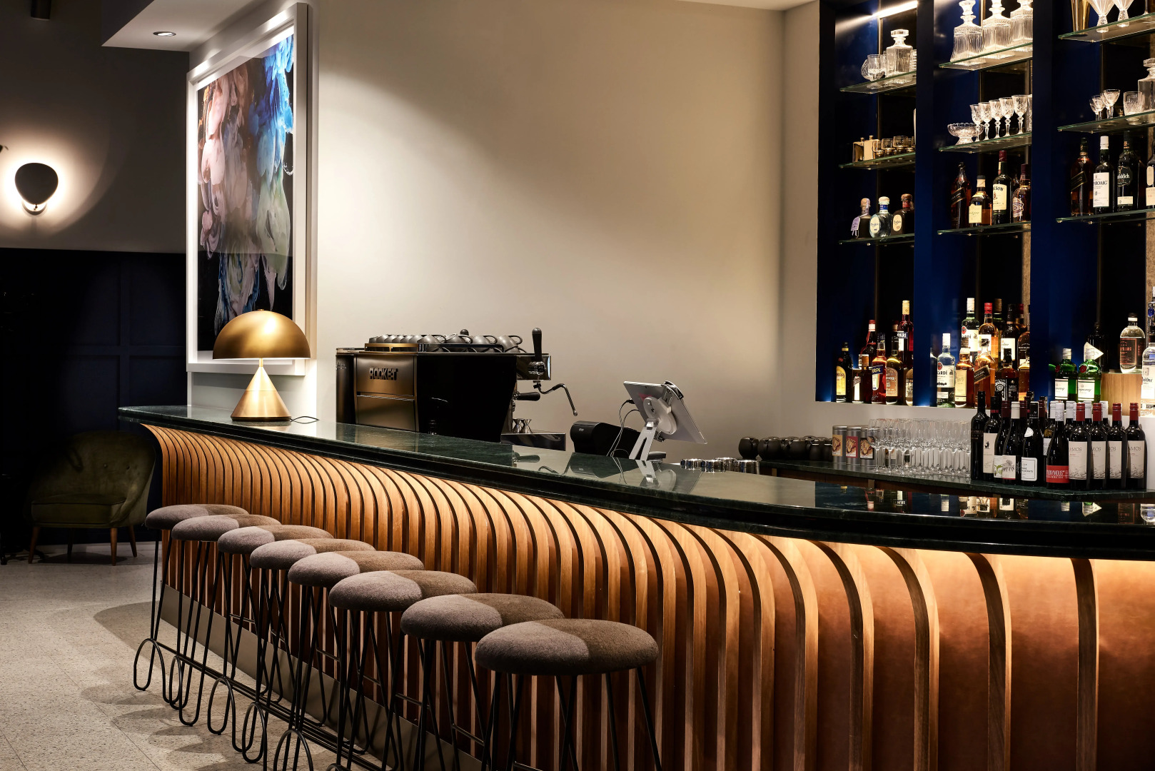 Photo - Veriu Central