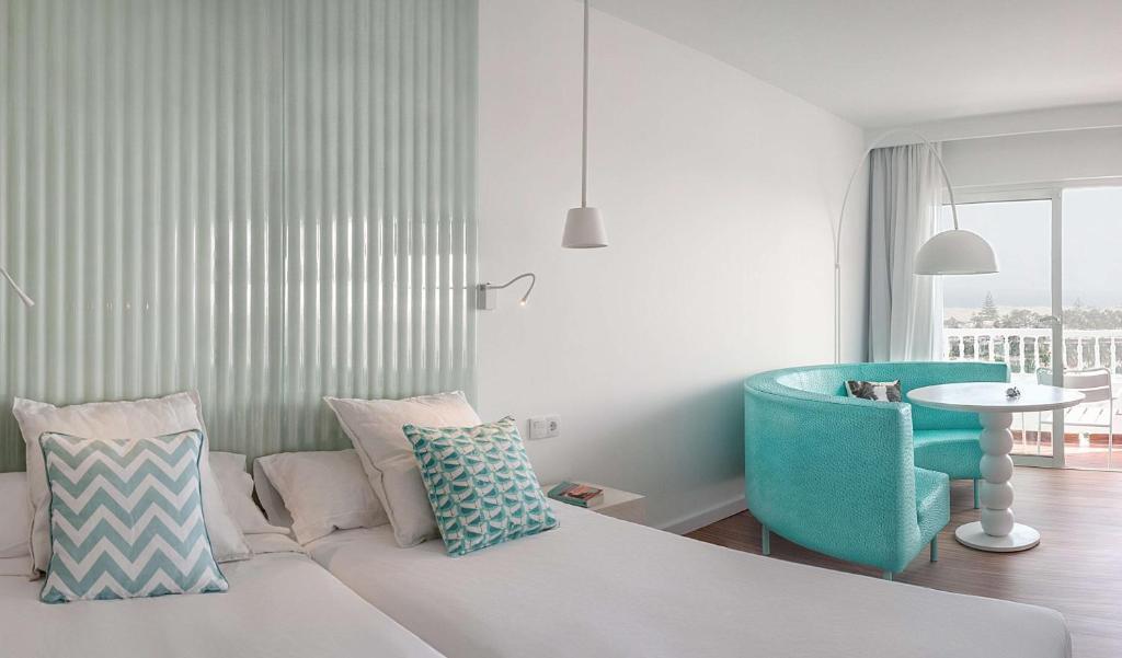 Foto - Gold By Marina - Adults only