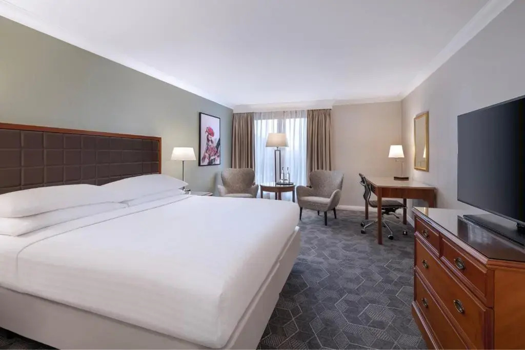 Photo - Delta Hotels by Marriott Heathrow Windsor