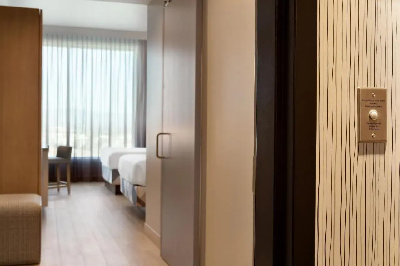 Photo - The Viv Hotel, Anaheim, a Tribute Portfolio Hotel