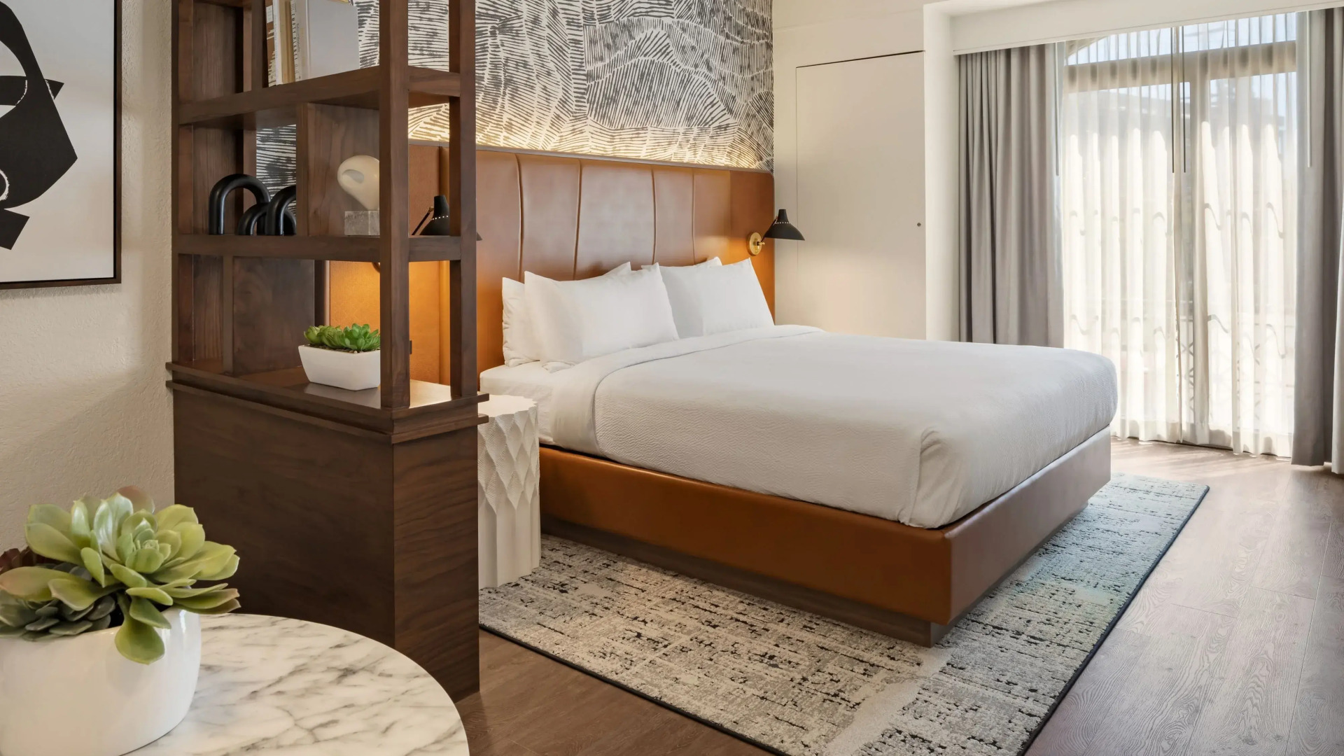 Photo - Burton House, Beverly Hills, A Tribute Portfolio Hotel