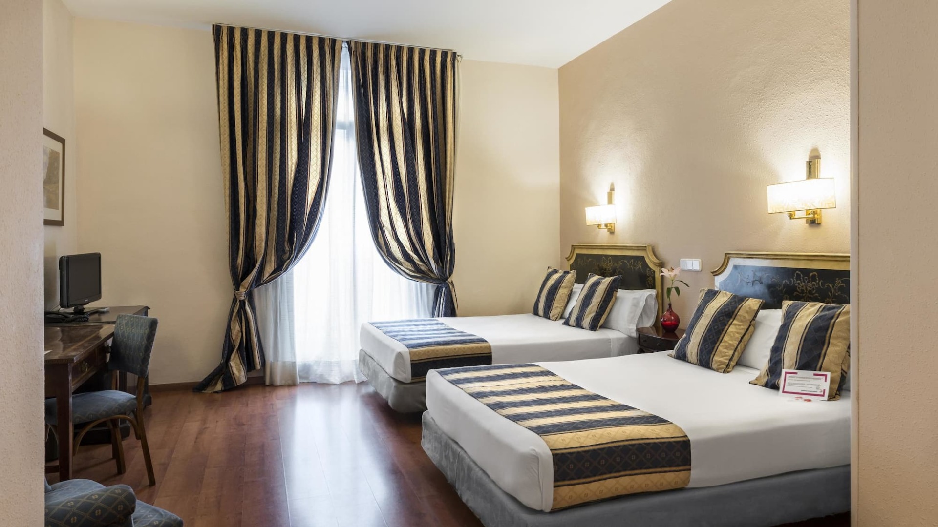 Foto - Oriente Atiram Hotel