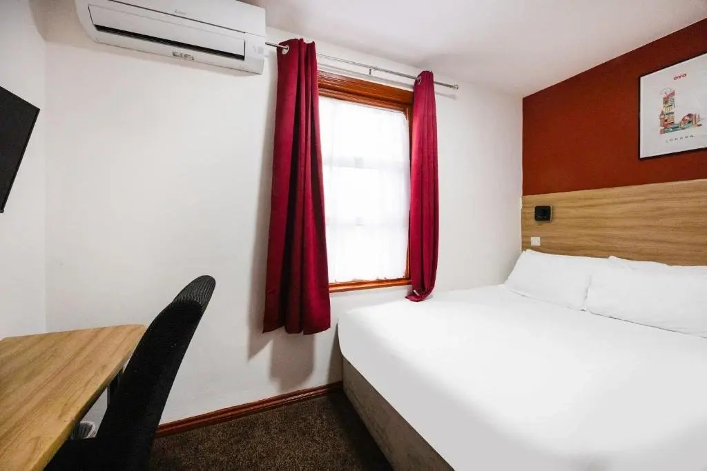 Photo - Arinza Hotel, London Ilford
